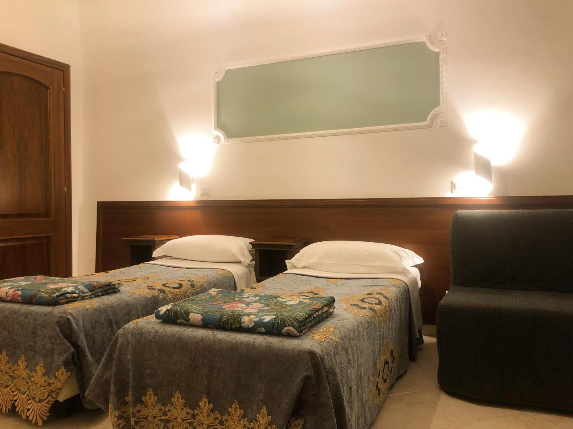 Hostel Cosmos Rome Bagian luar foto